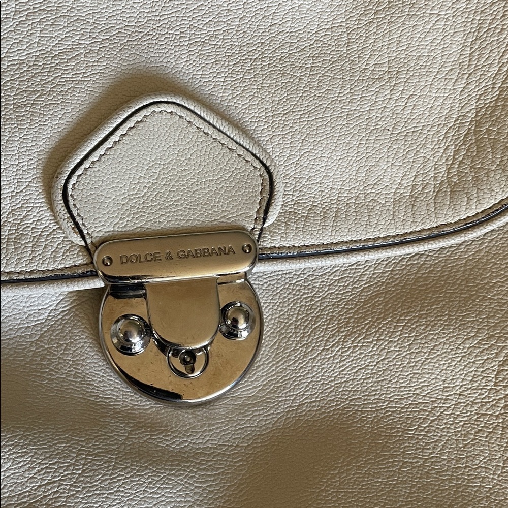 Dolce & Gabbana Miss Catch cream leather bag - Picture 2 of 16